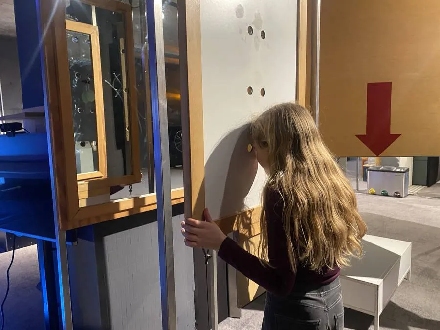 Blick in die Unendlichkeit, Exponat im Pop-up Science Center