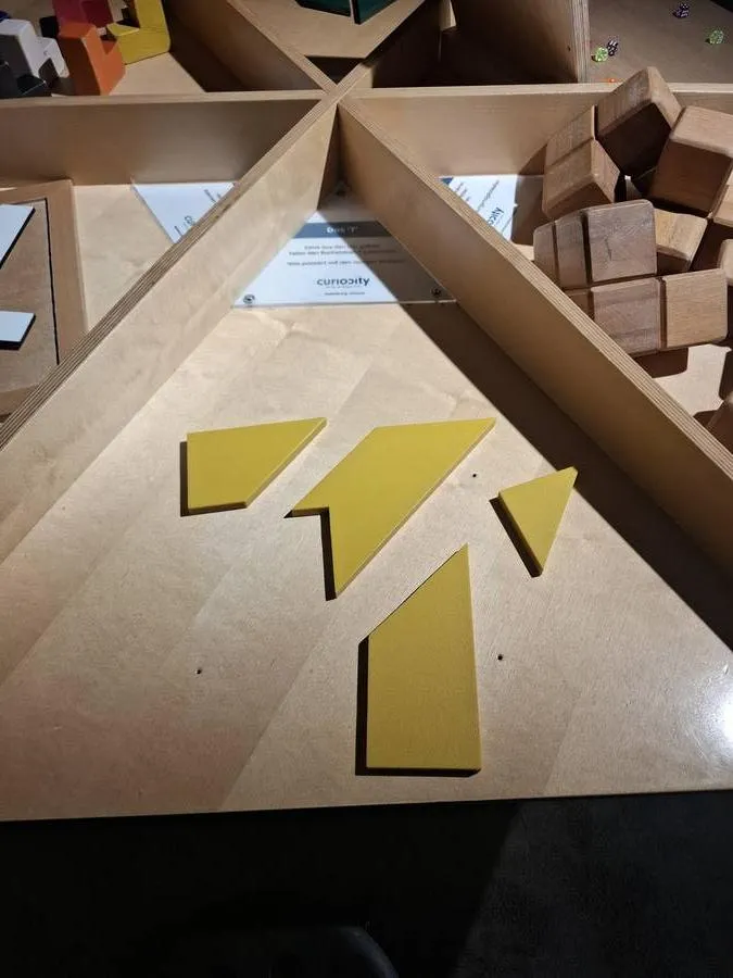 Das T, Exponat im Pop-up Science Center
