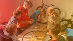 Mehr über den Artikel erfahren Werde zum Vorbild: Ehrenamtliche*r für die MINT Garage gesucht!