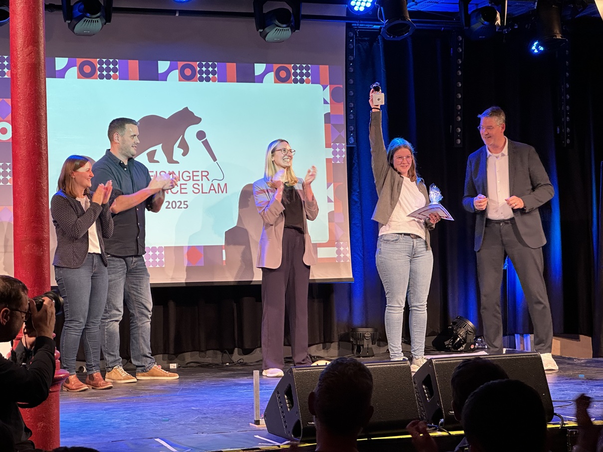 Siegerehrung beim 2. Freisinger Science Slam
